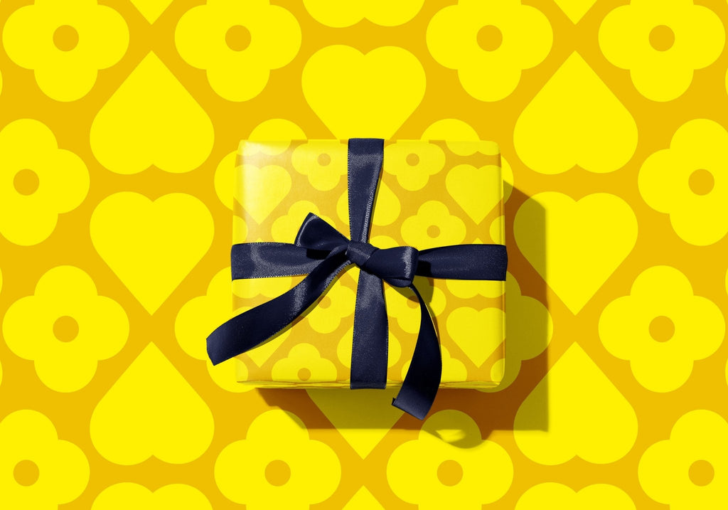 Sunshine — Flowers & Hearts — Wrapping Paper and Gift Tag Set - Storigraphic